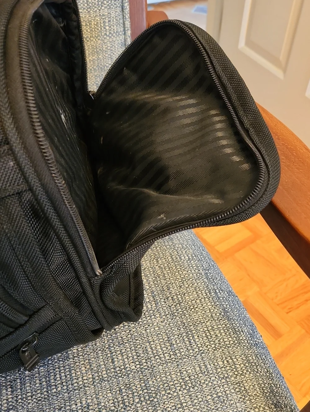 Tumi Vintage Black Men’s Travel Duffel with ID Tag